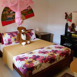 Familien-Zimmer mit Kingsize-Bett